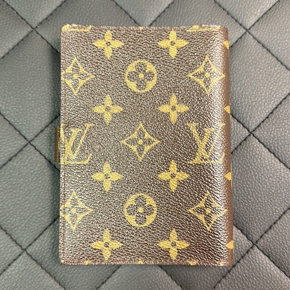 Louis Vuitton Agenda Monogram - Picture 4 of 9